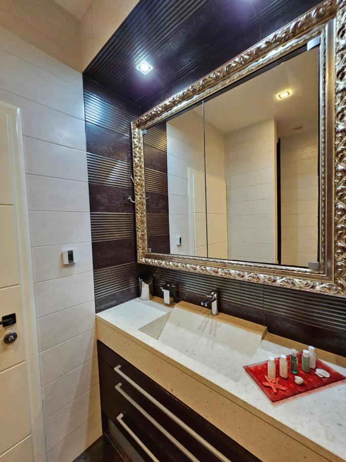 Azzuro Apartment Self Check In Fiume Esterno foto