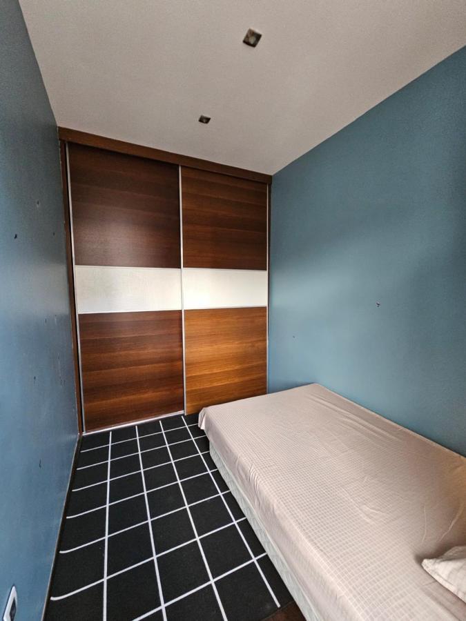 Azzuro Apartment Self Check In Fiume Esterno foto