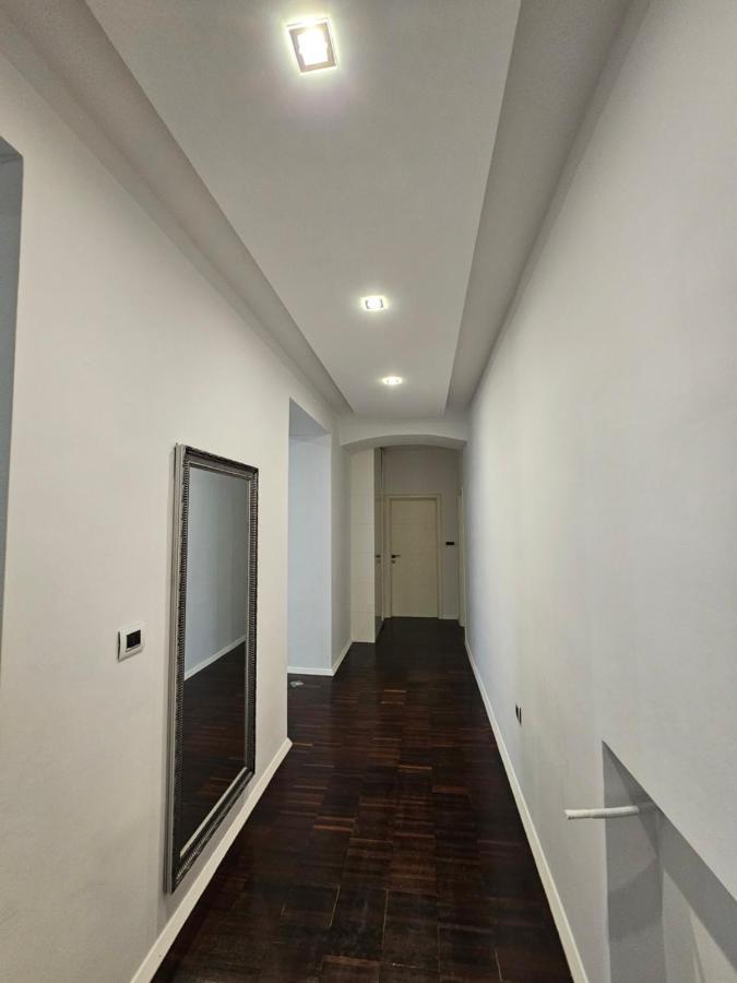 Azzuro Apartment Self Check In Fiume Esterno foto